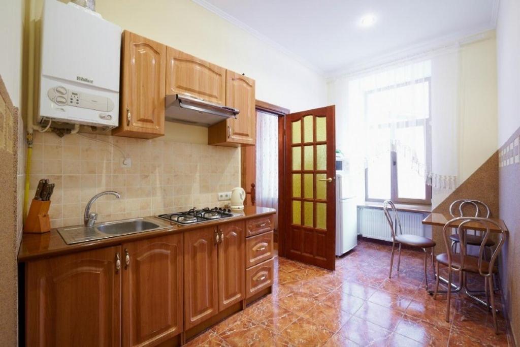 2 Rooms Central Anna Apartment Leópolis Exterior foto